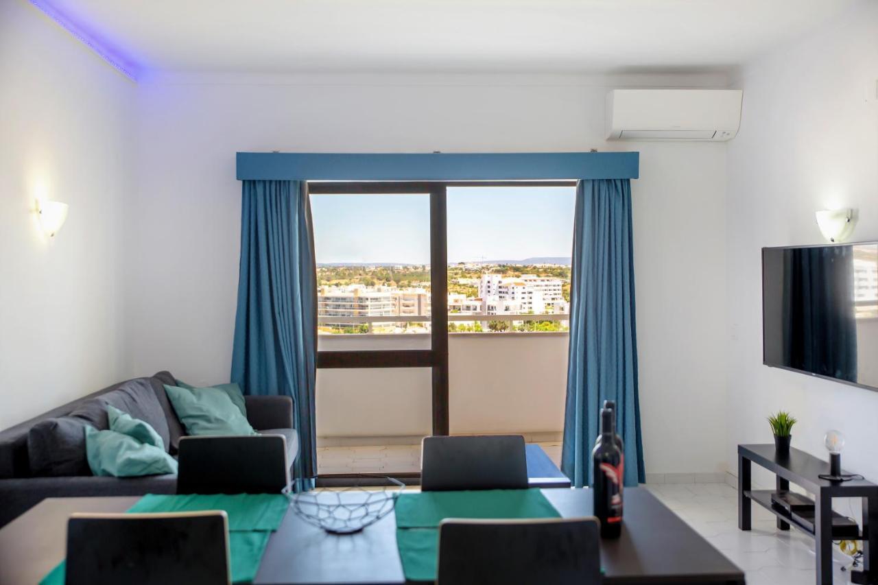 Sea View Apartment - 3 Swimming Pool & Fitness Albufeira Kültér fotó