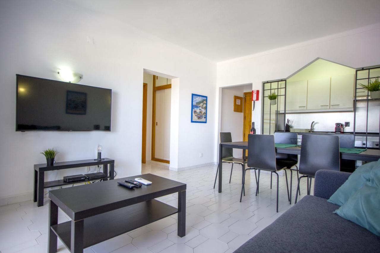 Sea View Apartment - 3 Swimming Pool & Fitness Albufeira Kültér fotó