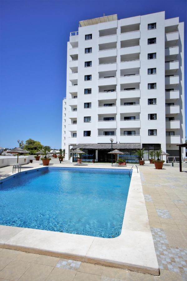 Sea View Apartment - 3 Swimming Pool & Fitness Albufeira Kültér fotó