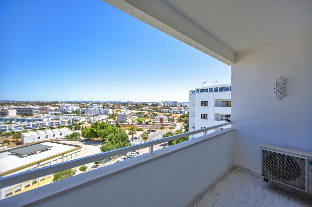 Sea View Apartment - 3 Swimming Pool & Fitness Albufeira Kültér fotó